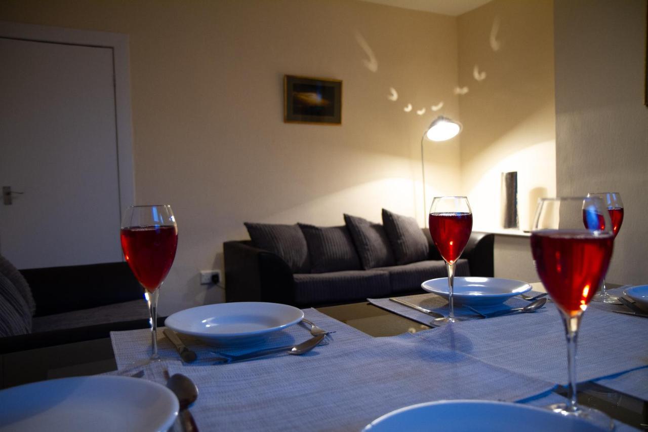 Carvetii - Fox House - 1St Floor Flat Sleeps Up To 8 Dunfermline Exterior foto
